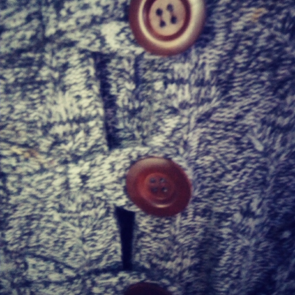 Chunky Sweater - Picture 2 of 7